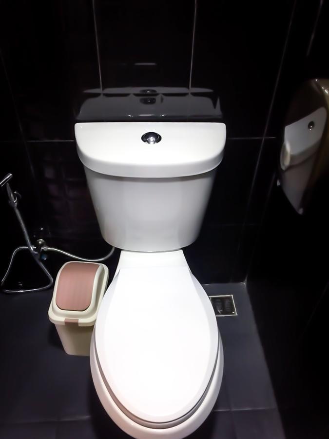 Хостел Artistel (Adults Only) Чиангмай Экстерьер фото